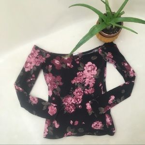 Garage off the shoulder floral blouse